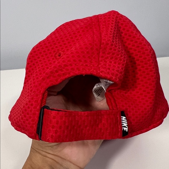 Nike Kids Red & Black Mesh Cap Sporty Ball Hat Boys Baby Size 12mo - 24mo - Picture 3 of 6